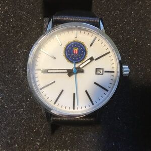 Women /Girls FBI Logo Date/Time Watch NEW! Genuine Leather Band.